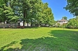 Building Photo - 6 Fletcher St