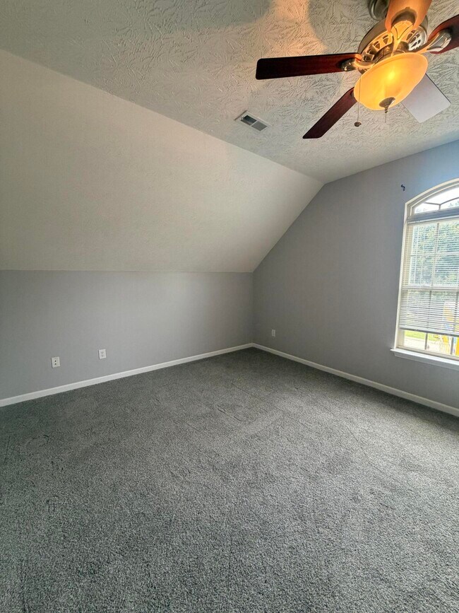 Building Photo - 3417 Scottish Trace