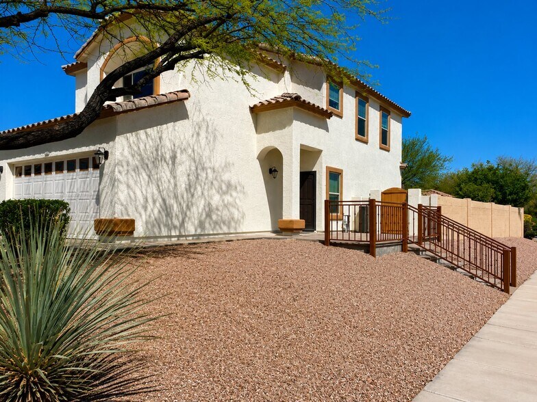 Building Photo - 361 E Camino Rancho Cielo
