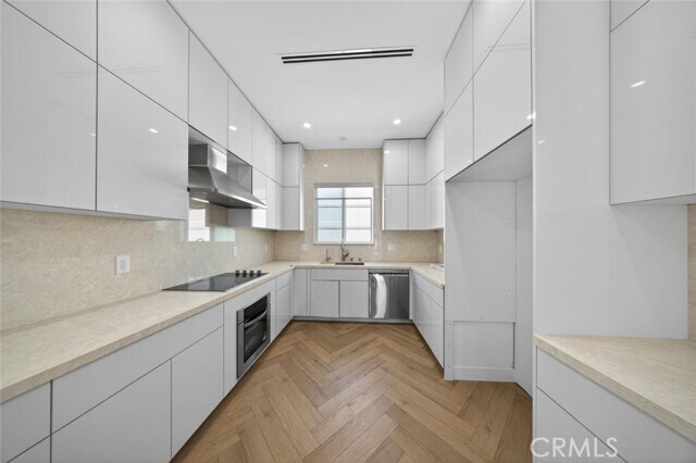 Building Photo - 10843 Cantara St