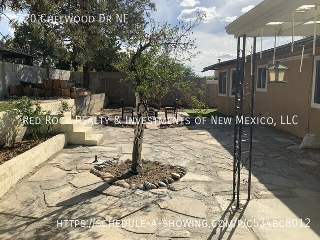 Building Photo - 3720 Chelwood Dr NE