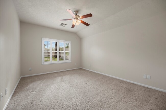 Building Photo - 22110 Field Green Dr