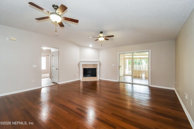 Building Photo - 12579 Woodfield Cir W