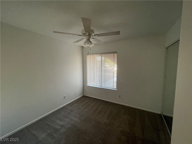 Building Photo - 1306 Esther Dr