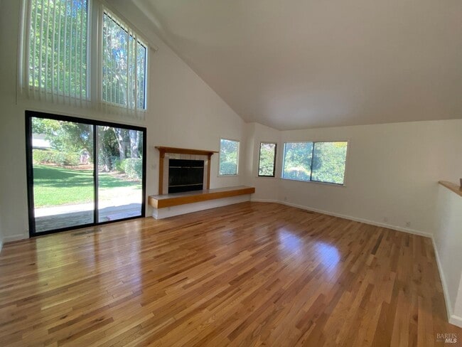 Building Photo - 1846 Granger Ct