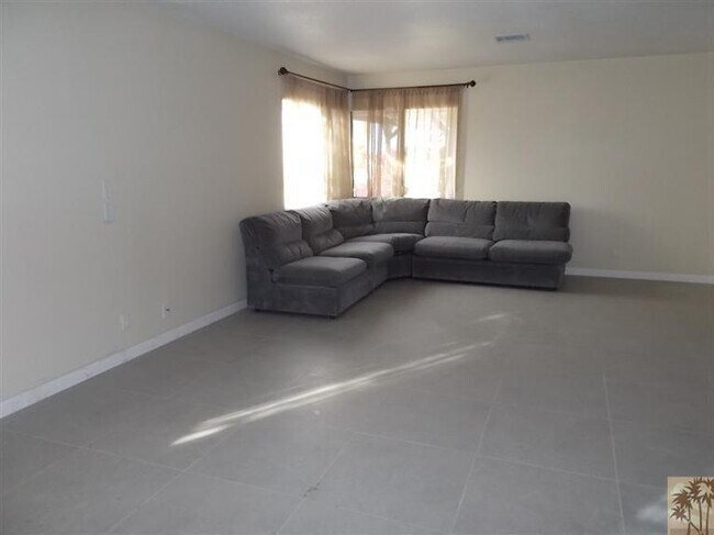 Building Photo - 12478 Redbud Rd