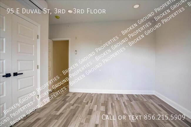 Building Photo - 95 E Duval St