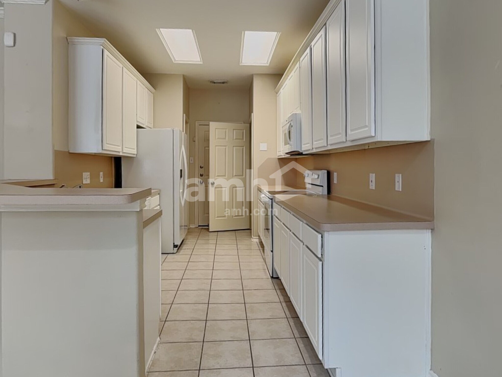Building Photo - 16547 Beckland Ln