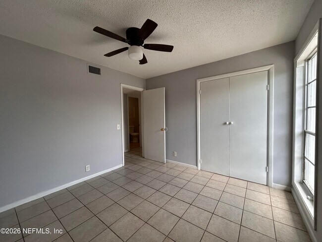 Building Photo - 1124 Woodruff Ave