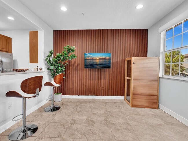 Building Photo - 476 SW 147th Ave