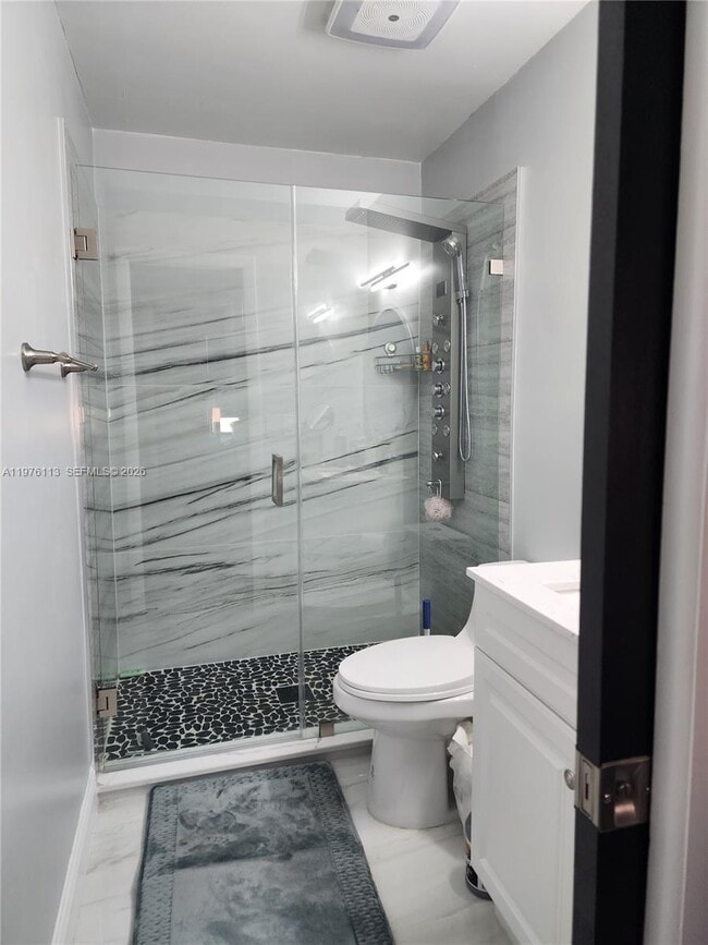 Building Photo - 10046 Winding Lake Rd