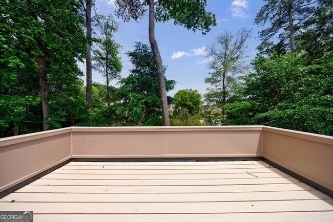 Building Photo - 459 Atlanta Country Club Dr