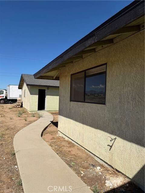 Building Photo - 13535 Mesquite St