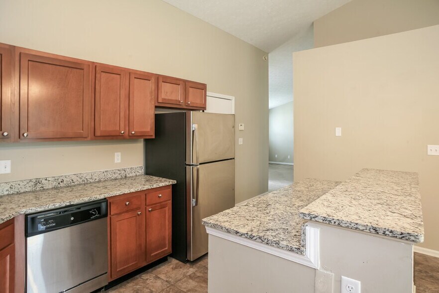 Building Photo - 3903 Bonn Dr