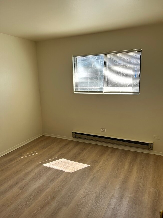 Building Photo - 1520 Crimson Ln