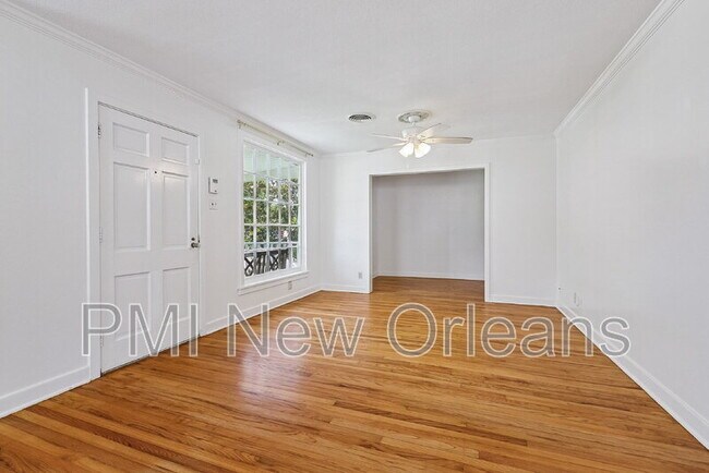 Building Photo - 12 Oaklawn Dr