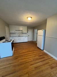 Building Photo - 20 Willington Ave