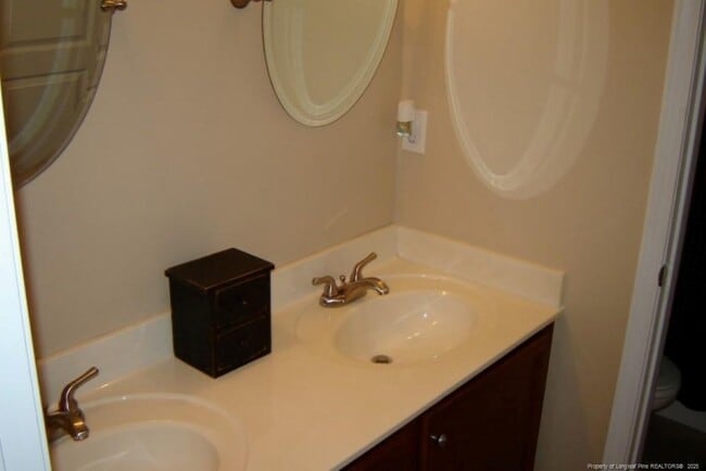 Building Photo - 4656 Cedar Pass Dr