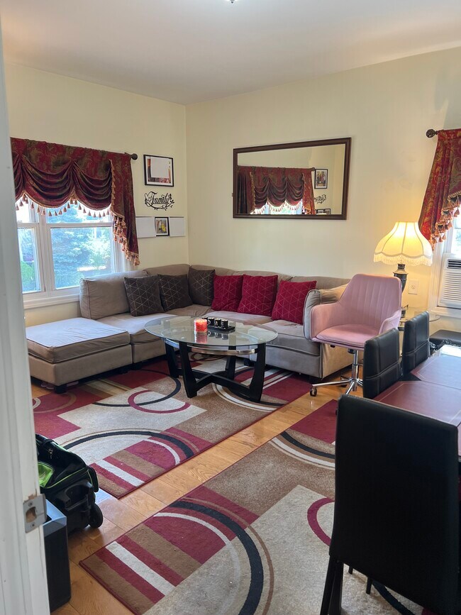 Building Photo - 8482 164th St