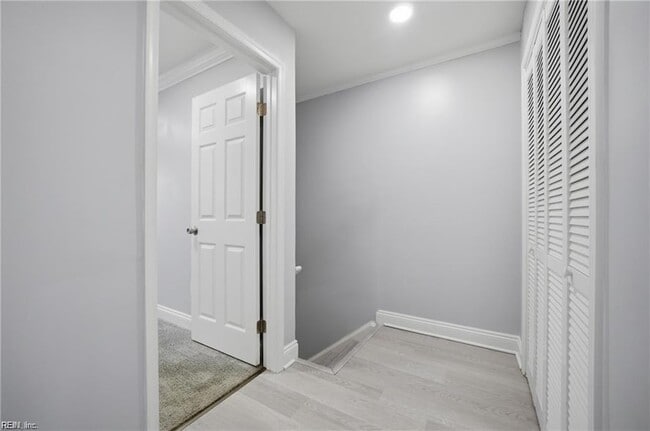 Building Photo - 712 White Hall Ln