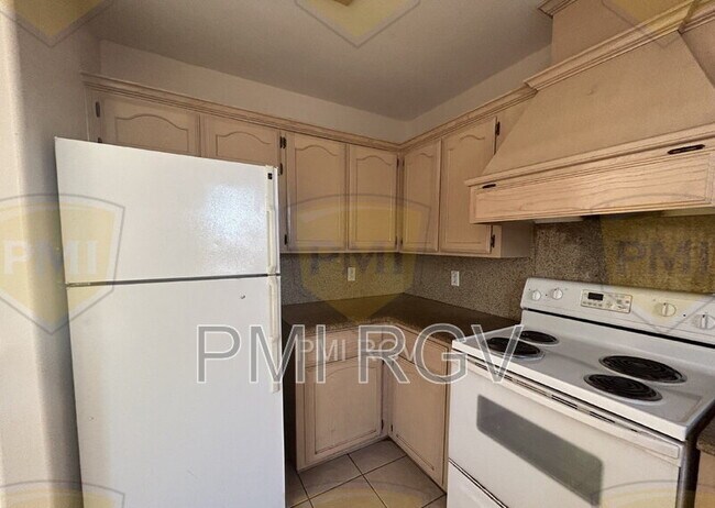 Building Photo - 604 Horizon Peak