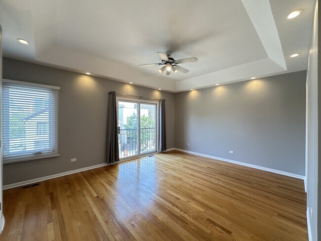 Building Photo - 724 N Willard Ct