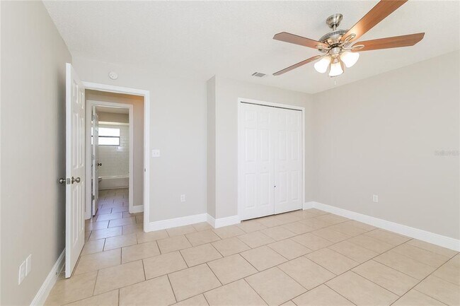 Building Photo - 804 Darby Dr