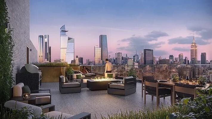 Building Photo - 515 W 18th St