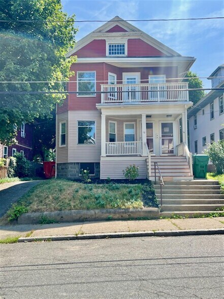 Primary Photo - 12 Quincy St