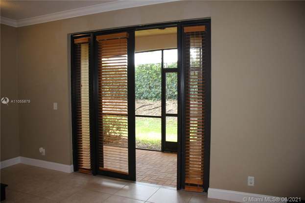Building Photo - 4146 Forest Dr