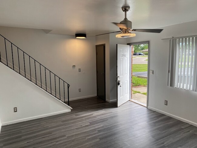 Building Photo - 3006 Benchwood Rd