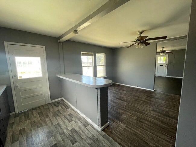 Building Photo - Corner Lot Home – Central City - Corpus Christi, TX