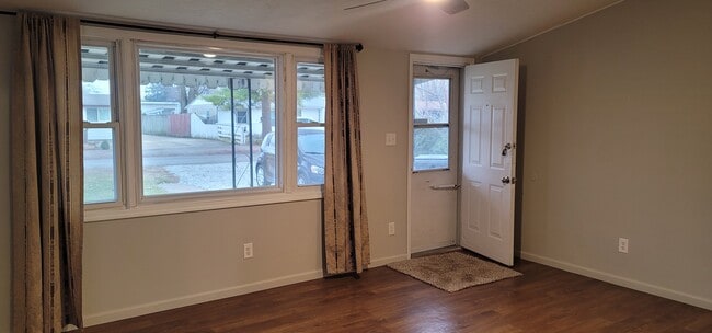 Building Photo - 4217 Brown St