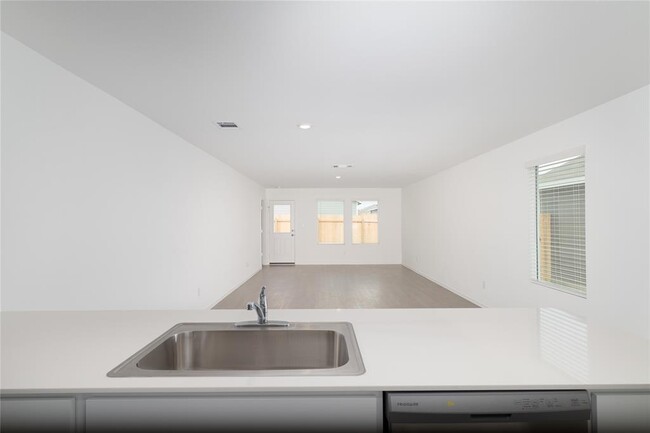 Building Photo - 320 Twilight Breeze Wy