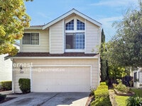 Building Photo - 34282 Kenwood Dr
