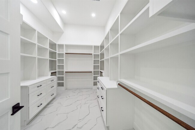 Building Photo - 75 Wick Willow Rd