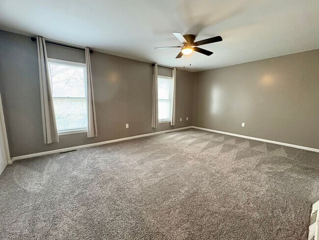 Building Photo - 3 Bedroom 4 Bathroom Available in Hummelstown!