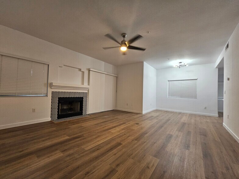 Living Room - 15050 N Thompson Peak Pkwy