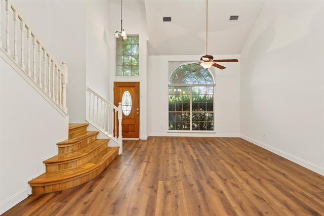 Building Photo - 3100 Verbena Dr