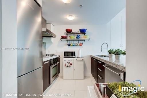 Building Photo - 720 NE 62nd St