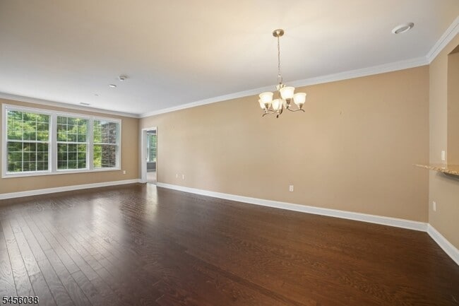 Building Photo - 4108 Hoover Ln