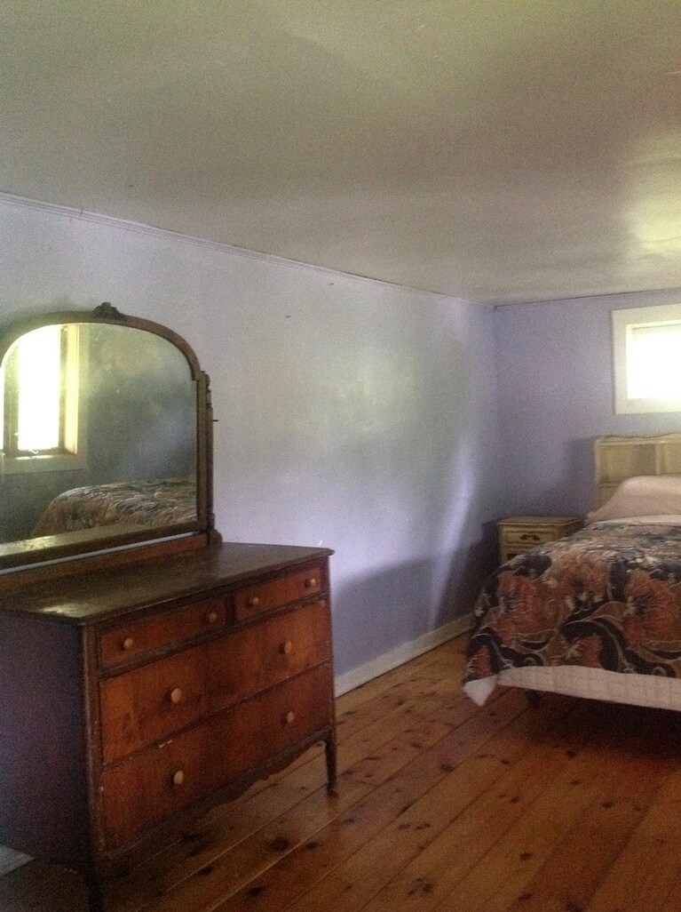 Building Photo - 24 Delaware Ave