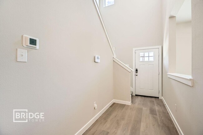 Building Photo - 908 Hudson Way
