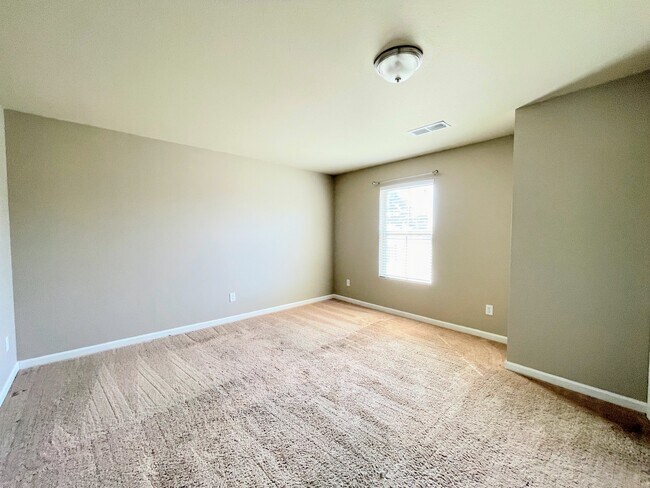 Building Photo - 169 Harold Murphy Dr