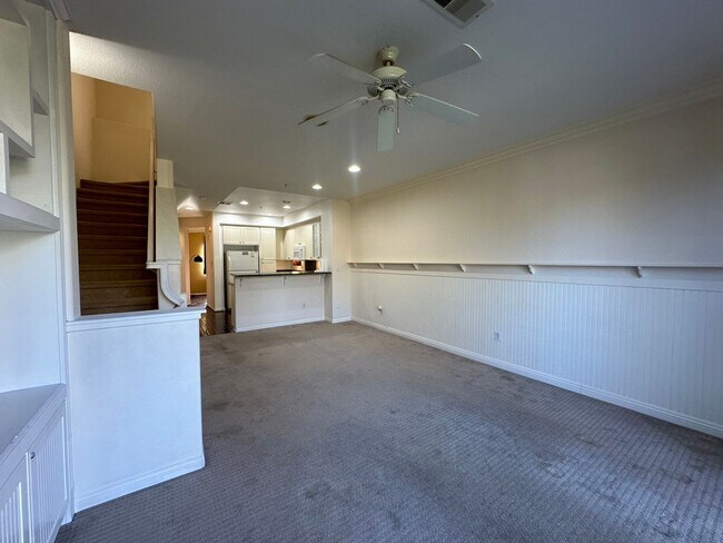 Building Photo - 8732 Esplanade Park Ln