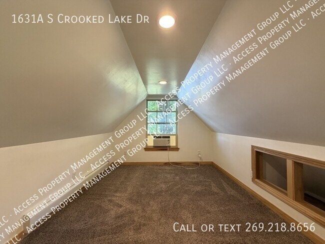 Building Photo - 1631A S Crooked Lake Dr-
