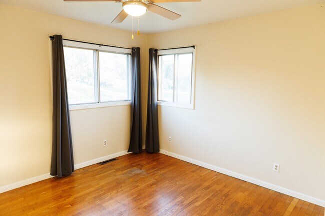 bedroom 1 - 246 Lake Heights