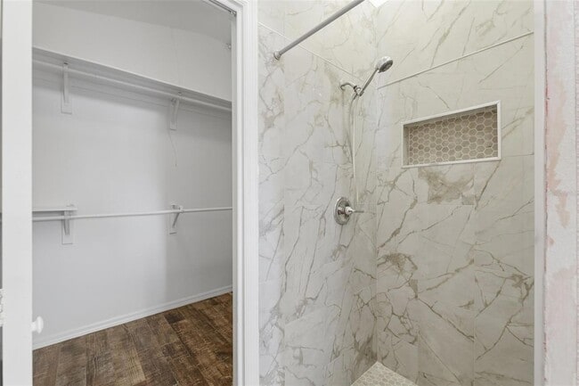 Building Photo - 4527 Clarkwood Ct