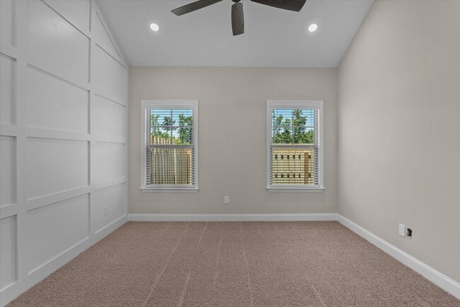 Building Photo - 626 Hope St