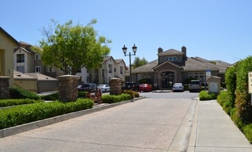 Building Photo - 1360 Shady Ln